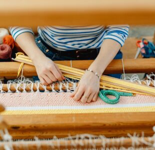 محصولات تولید شده از پارچه های گوناگون در بخش بخش خانه های ما